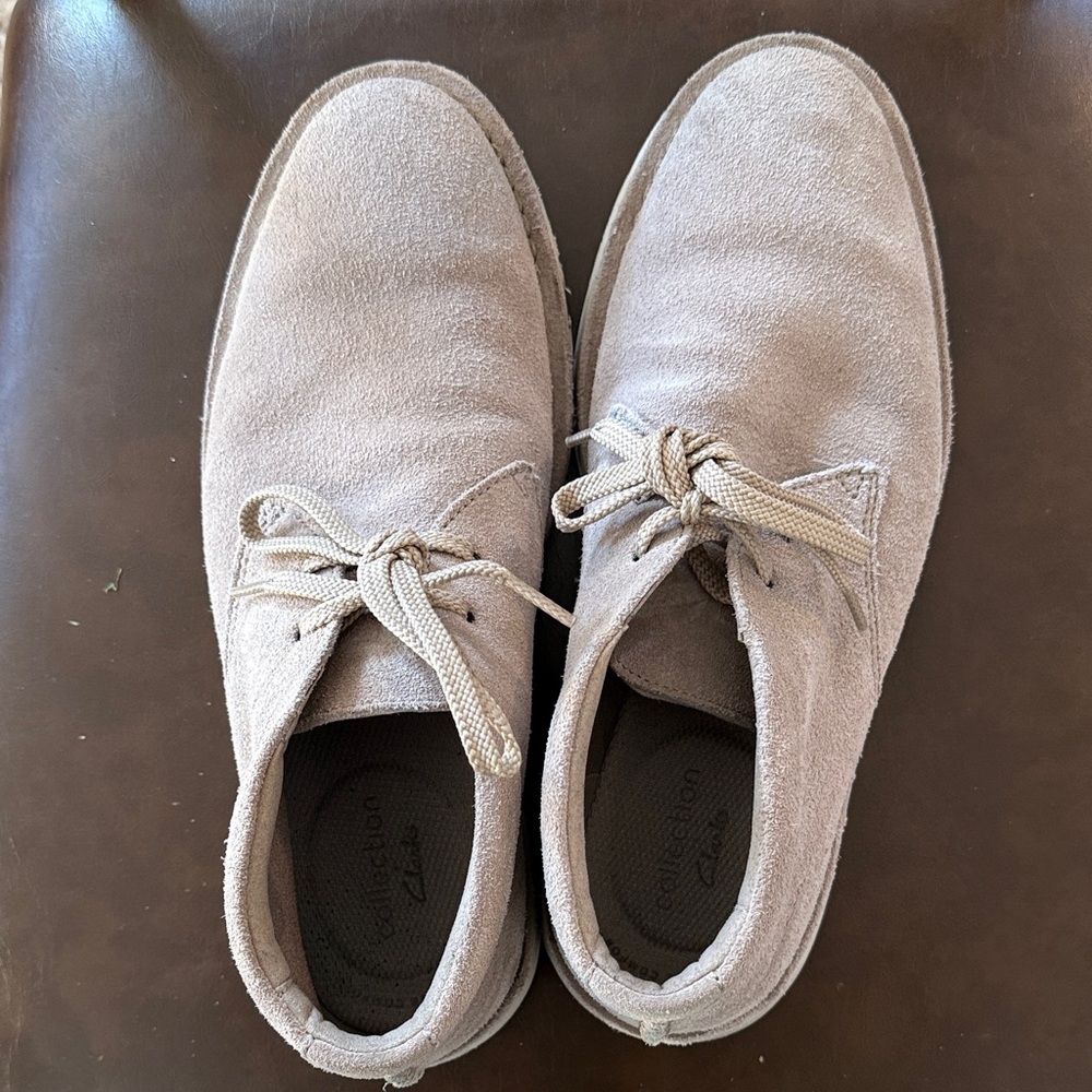 Clarks Beige Suede Chukka Boots